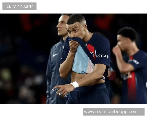 姆巴佩与巴黎的劳资纠纷将于周二裁决若无结果将交由法官处理 姆巴佩与巴黎的劳资纠纷将于周二裁决若无结果将交由法官处理